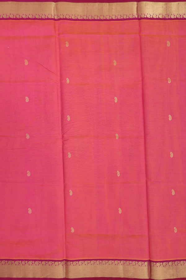 Traditional Silk Cotton Saree In Dual Tone With Paisley Buttas