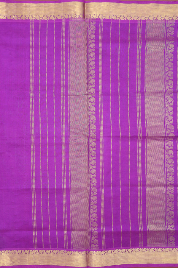 Traditional Silk Cotton Saree In Green With Chevron Border