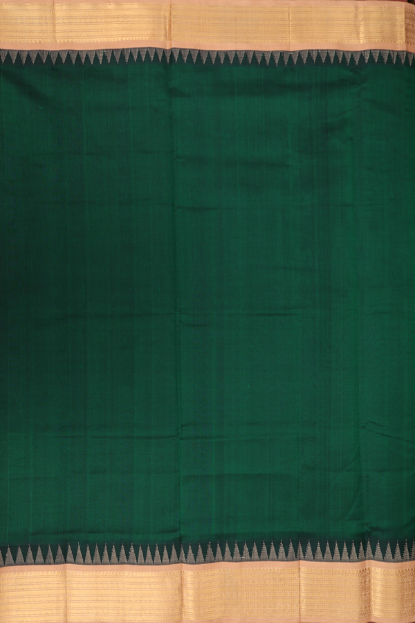 Traditional Silk Cotton Saree In Green With Contrast Border