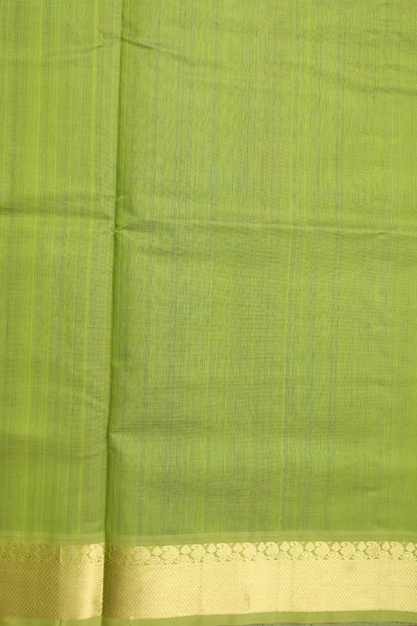 Traditional Silk Cotton Saree In Green With Paisley Buttas