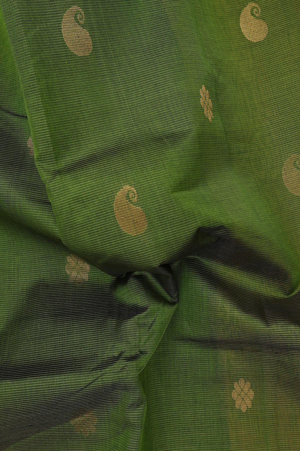Traditional Silk Cotton Saree In Green With Paisley Buttas