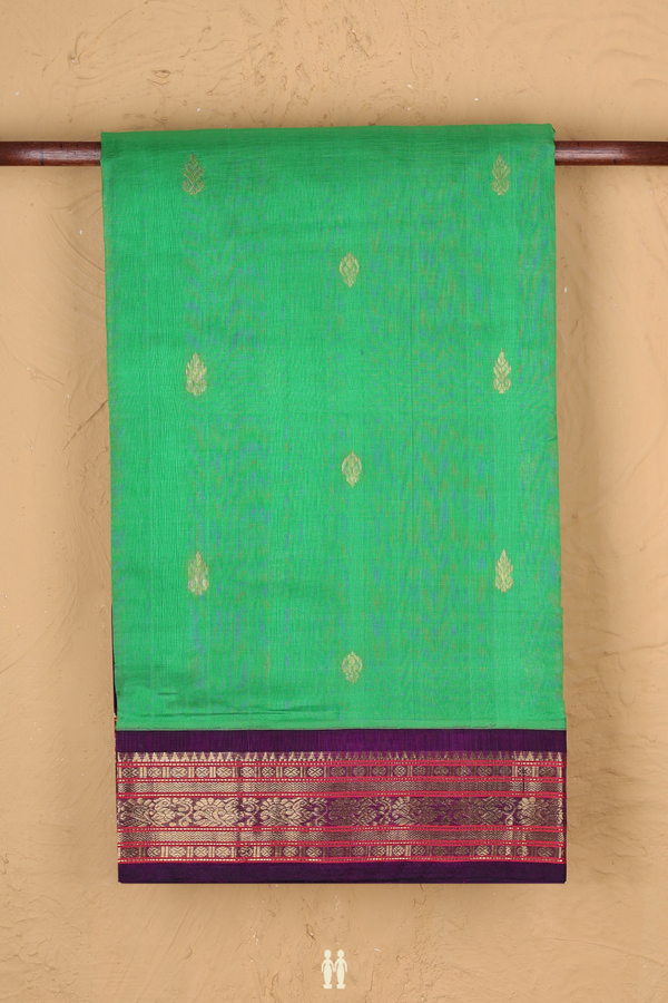 Traditional Silk Cotton Saree In Green With Zari Buttas