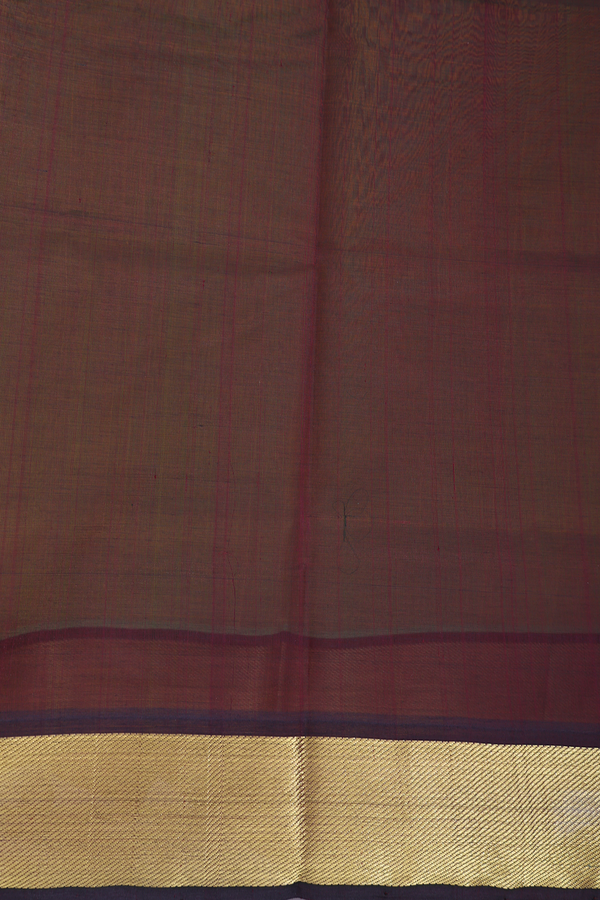 Traditional Silk Cotton Saree In Lime Green With Zari Buttas