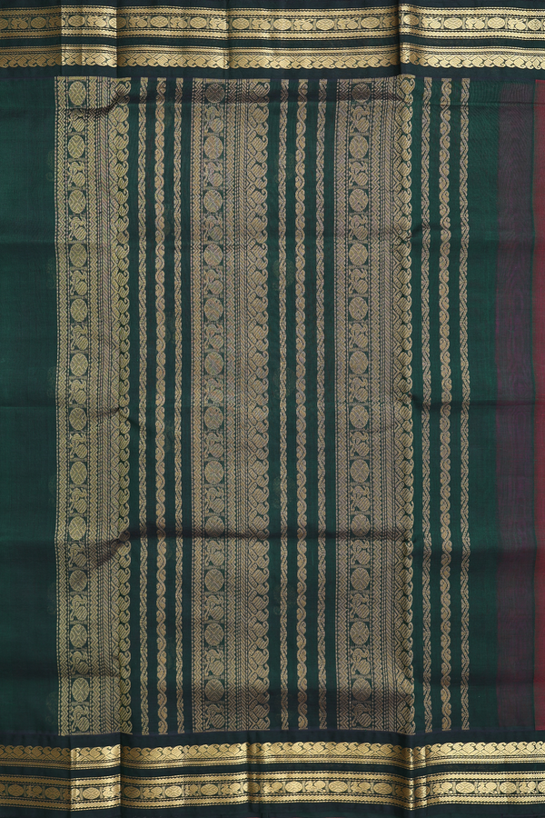 Traditional Silk Cotton Saree In Magenta With Paisley Buttas