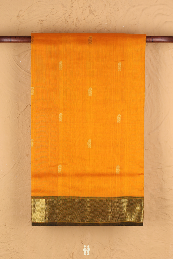 Traditional Silk Cotton Saree In Orange With Paisley Buttas