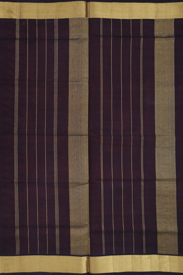 Traditional Silk Cotton Saree In Orange With Paisley Buttas