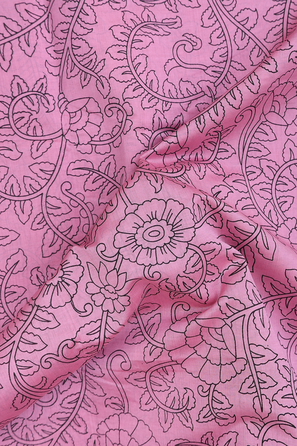 Traditional Silk Cotton Saree In Pink With Floral Design