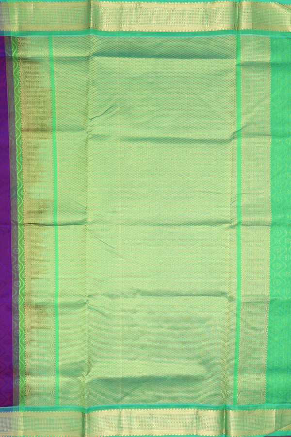 Traditional Silk Cotton Saree In Purple With Scallop Design