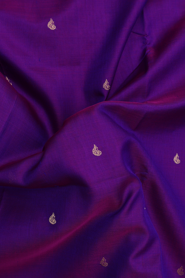 Traditional Silk Cotton Saree In Purple With Zari Buttas