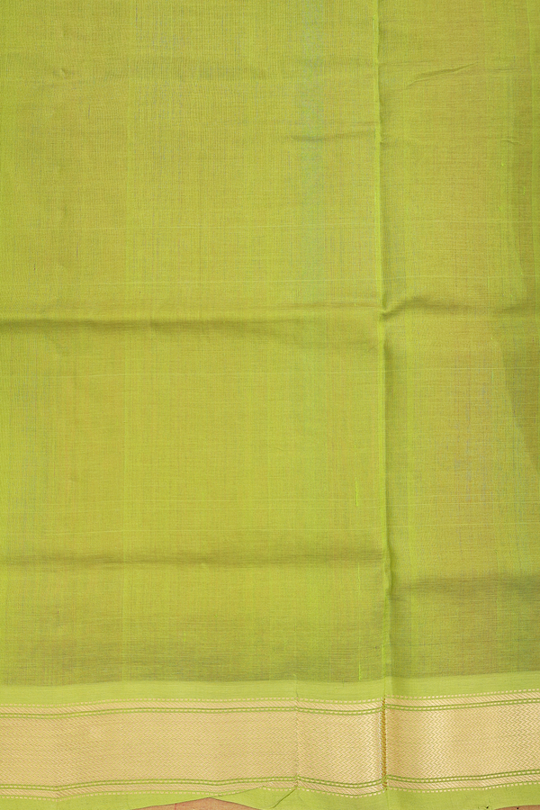 Traditional Silk Cotton Saree In Red With Paisley Buttas