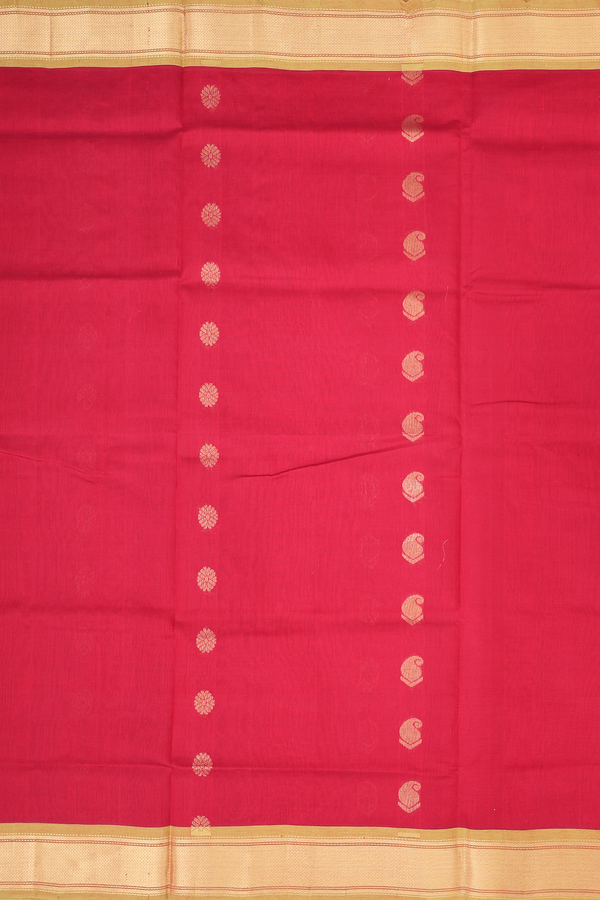 Traditional Silk Cotton Saree In Red With Paisley Buttas
