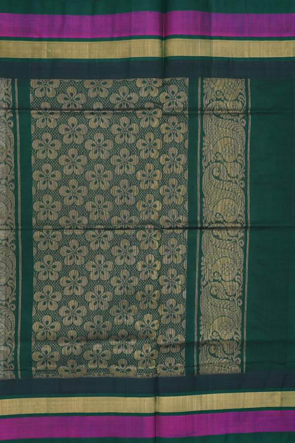 Traditional Silk Cotton Saree In White With Printed Design