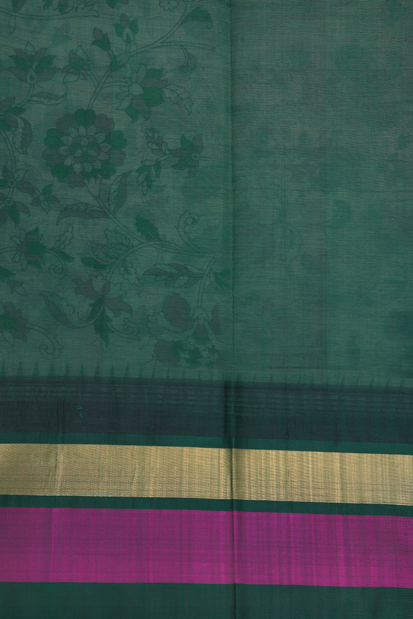 Traditional Silk Cotton Saree In White With Printed Design