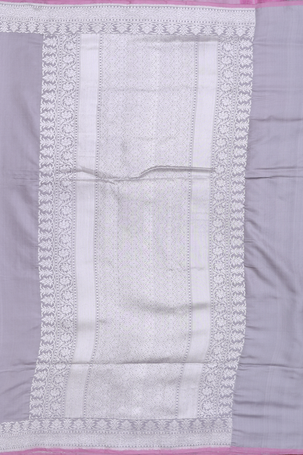Banarasi Silk Saree In Grey With Threadwork Motifs