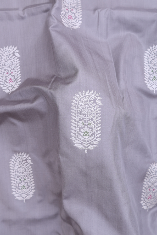 Banarasi Silk Saree In Grey With Threadwork Motifs