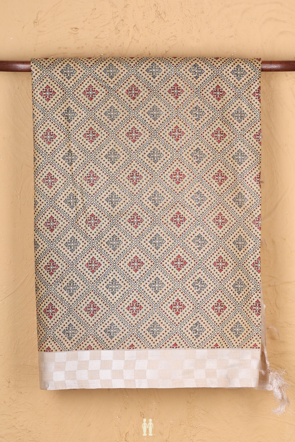 Tussar Silk Saree Yellowish Beige With Diamond Design