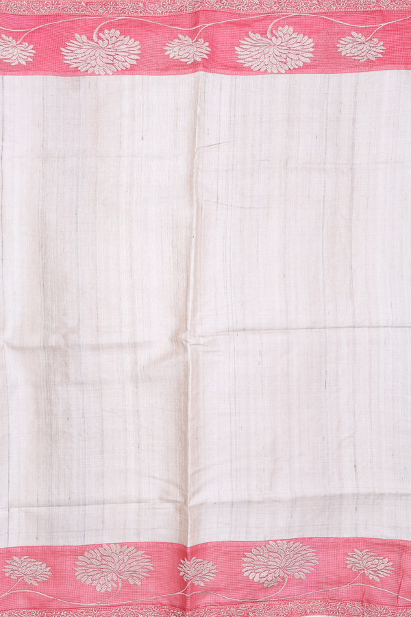 Tussar Silk Saree In Beige With Contrast Border