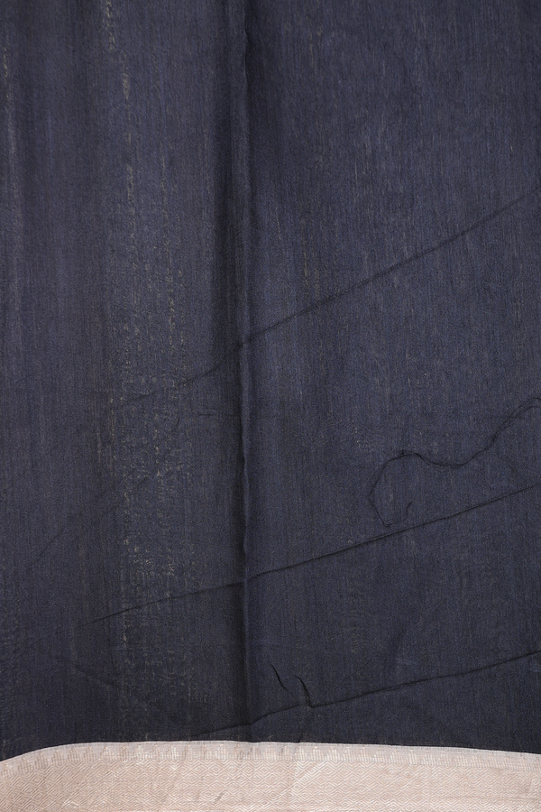 Tussar Silk Saree In Beige With Printed Design