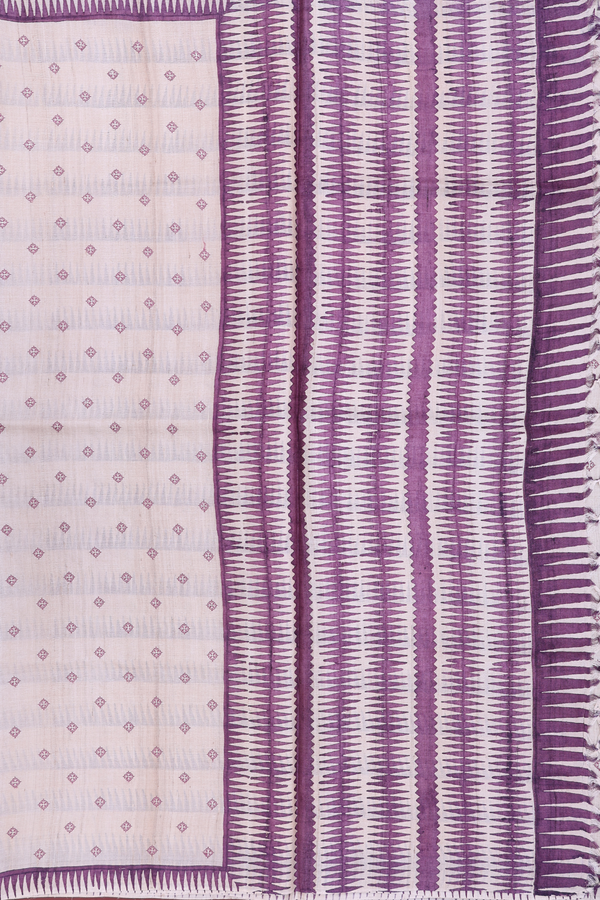 Tussar Silk Saree In Beige With Threadwork Buttas