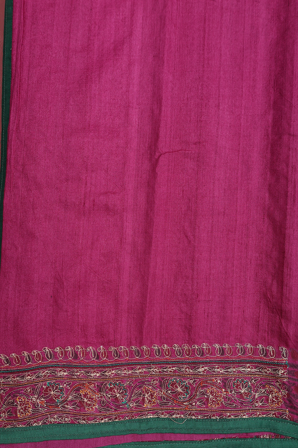 Tussar Silk Saree In Berry Purple With Paisley Design