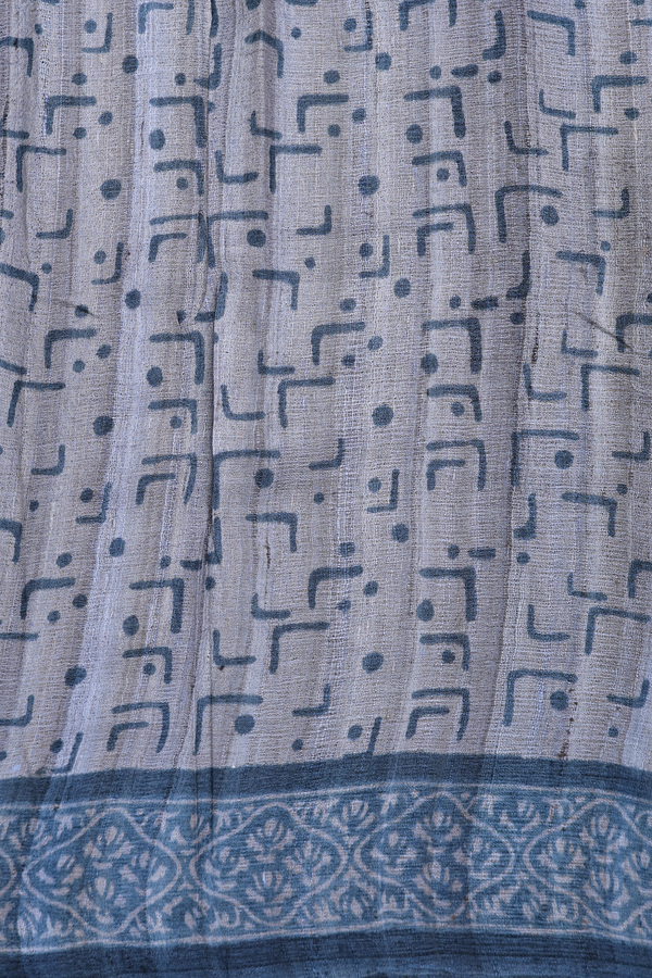 Tussar Silk Saree In Blue With Allover Design