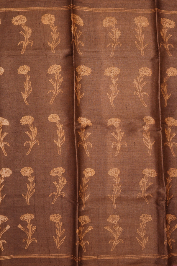 Tussar Silk Saree In Brick Brown With Shibori Design