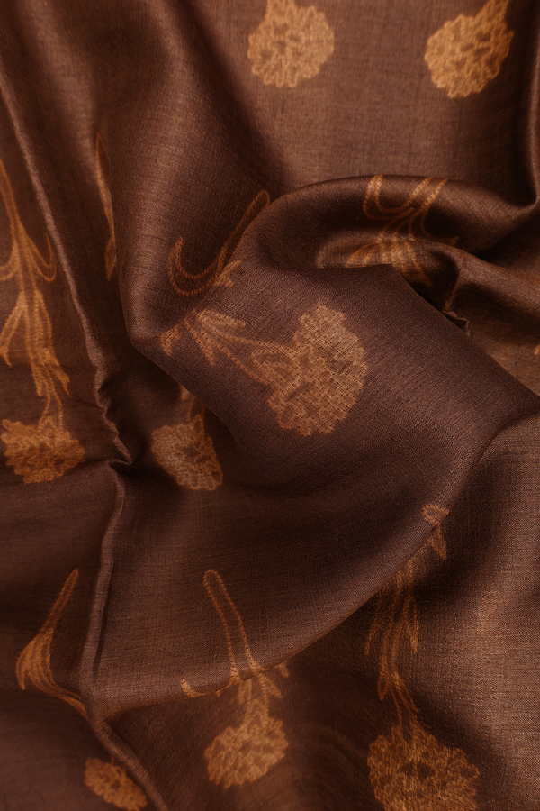 Tussar Silk Saree In Brick Brown With Shibori Design