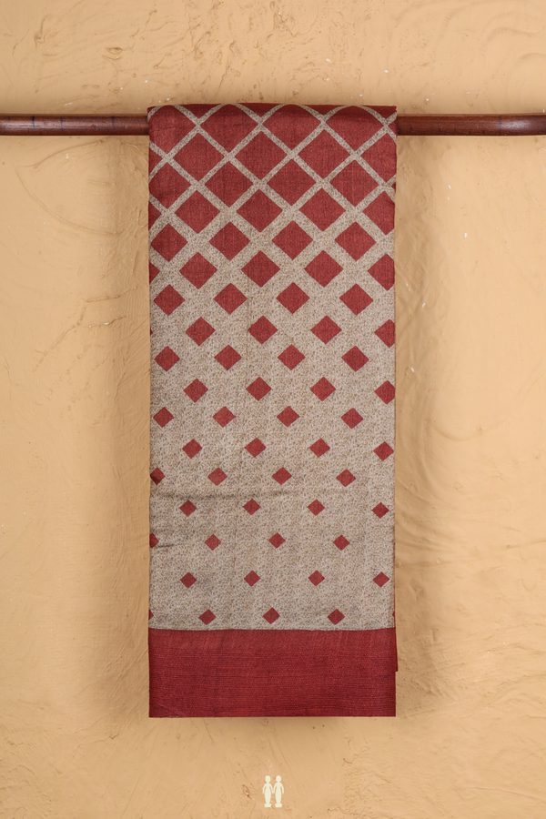 Tussar Silk Saree In Brown With Diamond Design