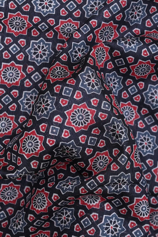 Tussar Silk Saree In Charcoal Grey With Printed Design