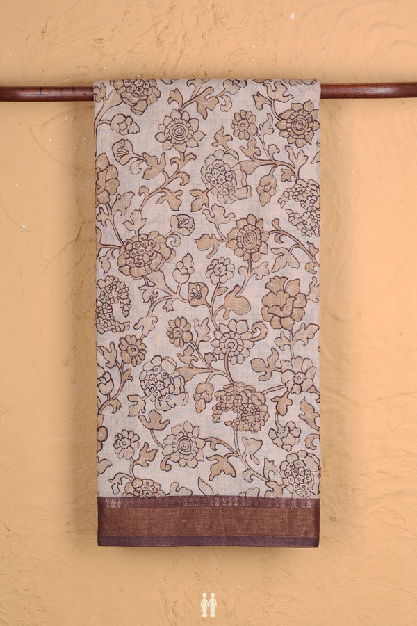 Tussar Silk Saree In Cream Color With Floral Design