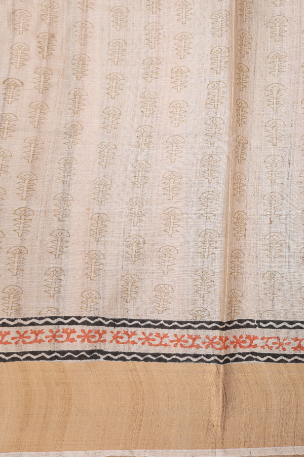 Tussar Silk Saree In Cream Color With Printed Design