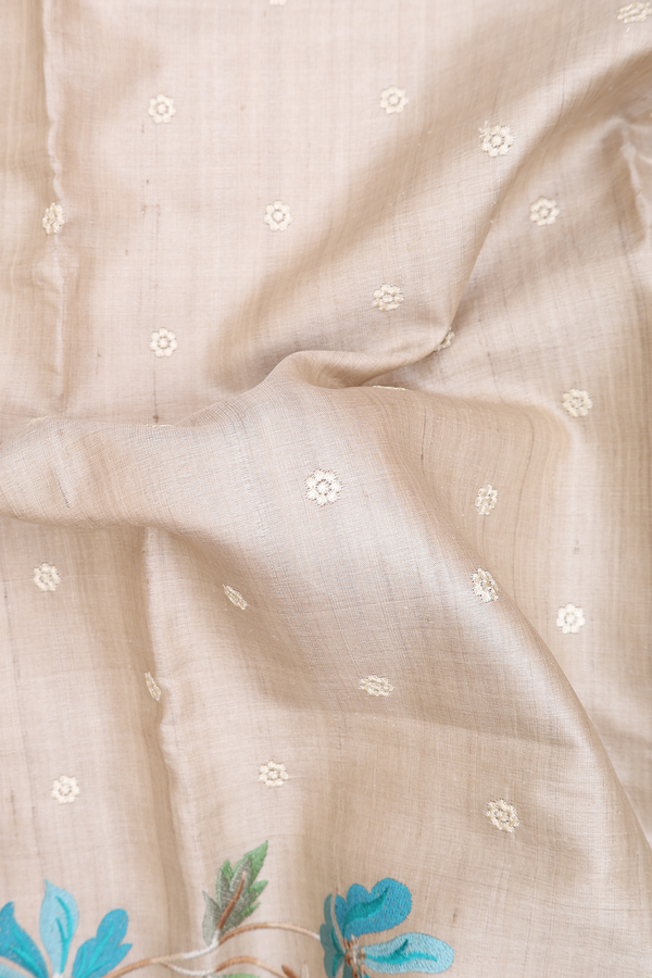 Tussar Silk Saree In Off White With Floral Embroidered Buttas