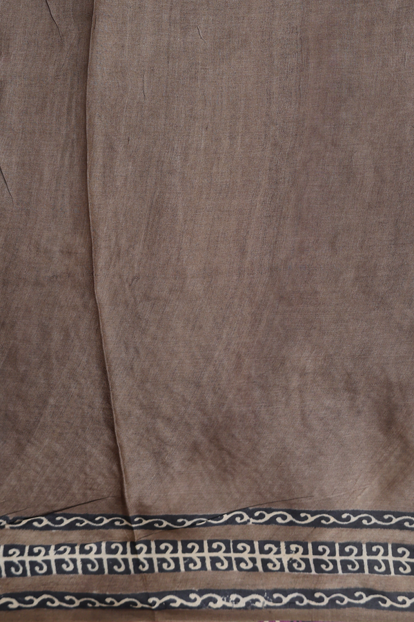 Tussar Silk Saree In Grape Purple With Warli Embroidered Design