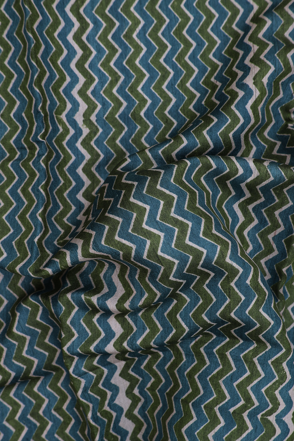 Tussar Silk Saree In Green And Cream With Chevron Design