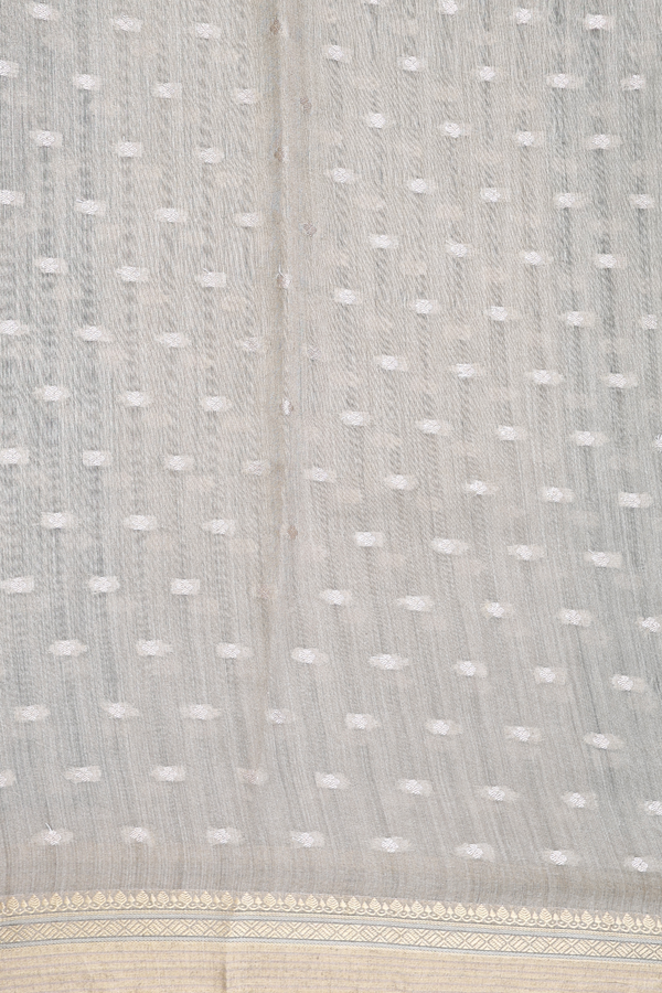 Tussar Silk Saree In Green With Floral Design