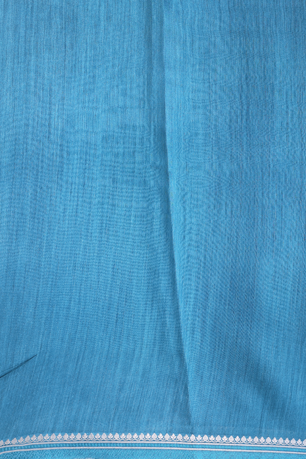 Tussar Silk Saree In Green With Floral Design