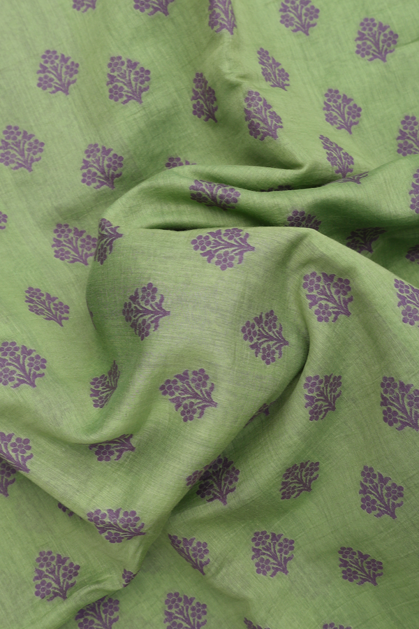 Tussar Silk Saree In Green With Floral Threadwork Buttas