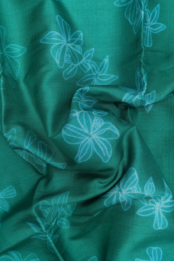 Tussar Silk Saree In Green With Shibori Design