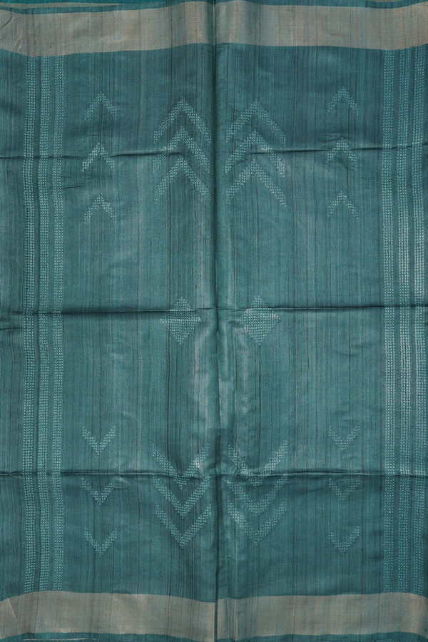 Tussar Silk Saree In Green With Threadwork Buttas