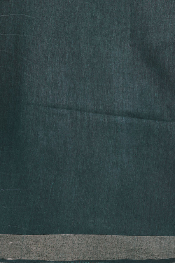 Tussar Silk Saree In Green With Threadwork Design