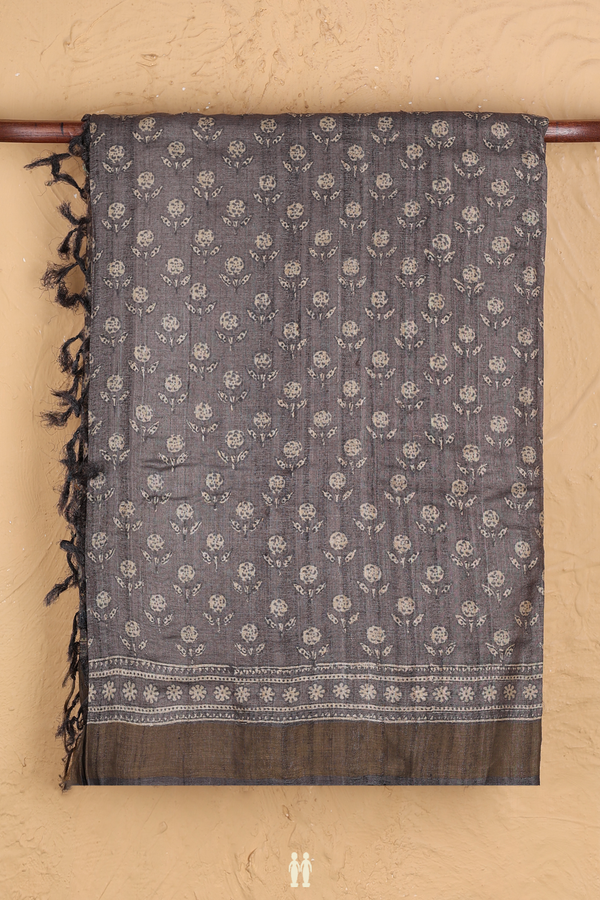 Tussar Silk Saree In Grey With Floral Buttas