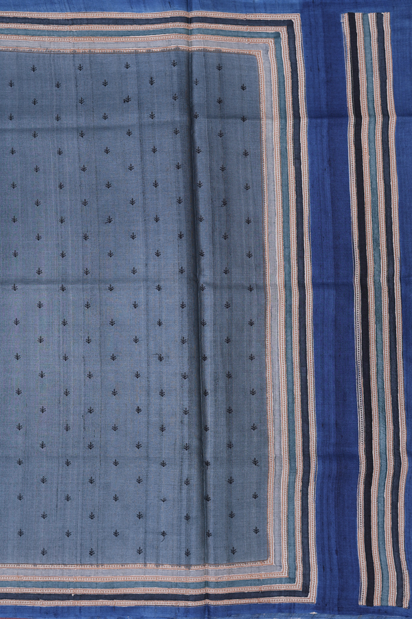 Tussar Silk Saree In Grey With Threadwork Buttas