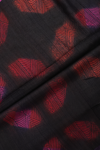Tussar Silk Saree In Magenta With Diamond Printed Design