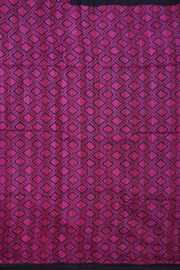 Tussar Silk Saree In Magenta With Diamond Printed Design