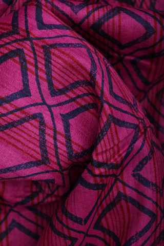 Tussar Silk Saree In Magenta With Diamond Printed Design