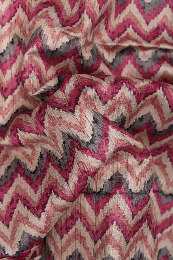 Tussar Silk Saree In Multicolor With Chevron Design