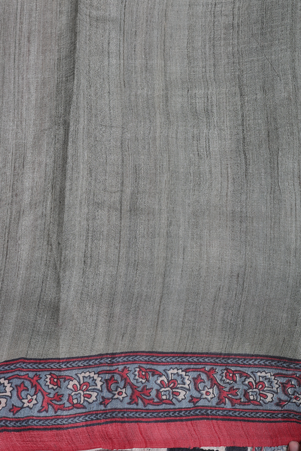 Tussar Silk Saree In Multicolor With Floral Design