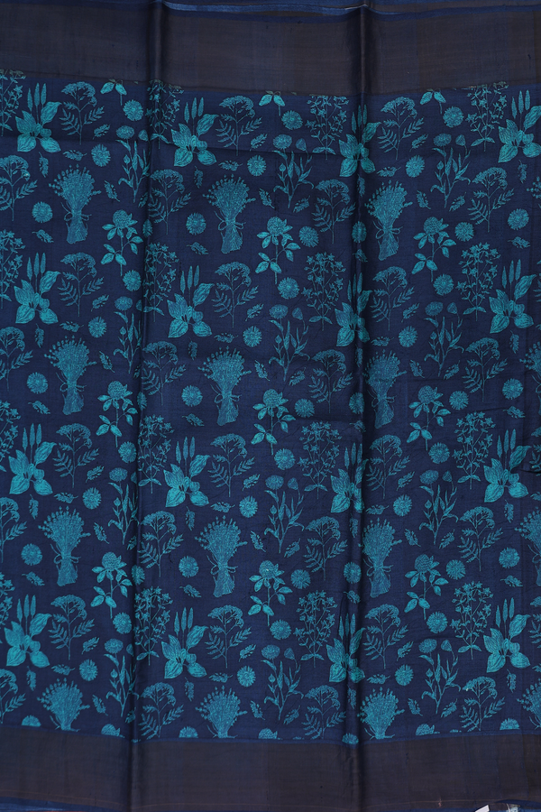 Tussar Silk Saree In Navy Blue With Floral Design