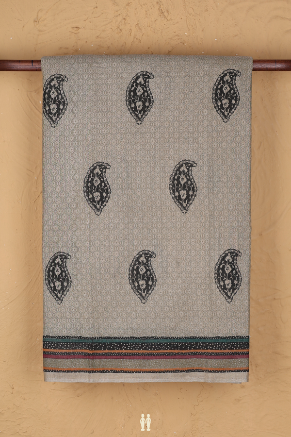 Tussar Silk Saree In Green Beige With Paisley Buttas