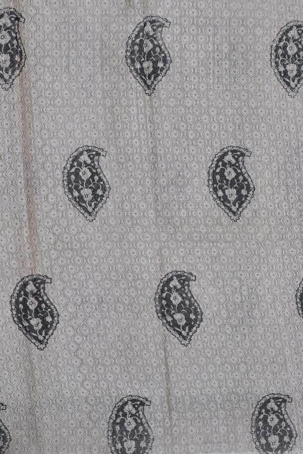 Tussar Silk Saree In Green Beige With Paisley Buttas